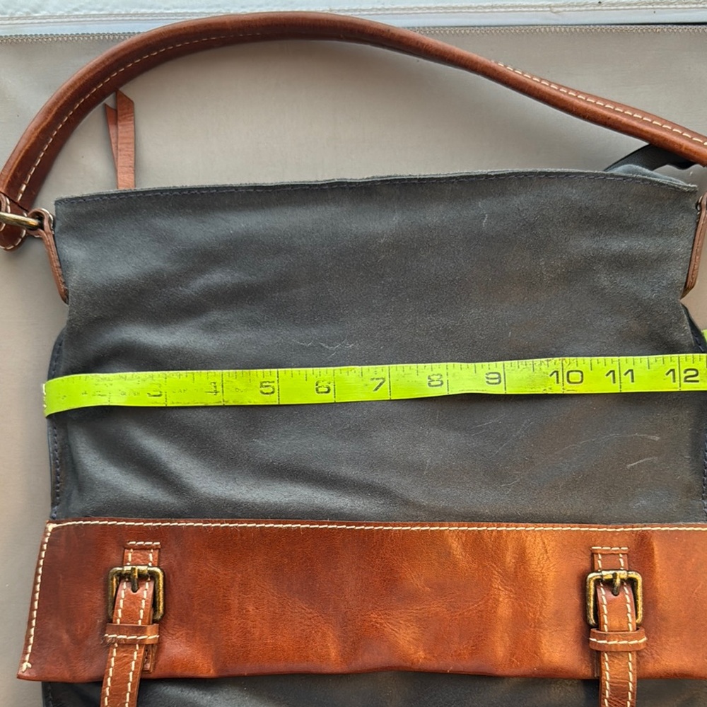 NINO BOSSI | Women's  Black and Brown Leather Shoulder Bag - Picture 4 of 7